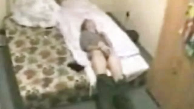 Ragazze yoga mature amatoriali nude Bionde condividono un cazzo caldo saffico