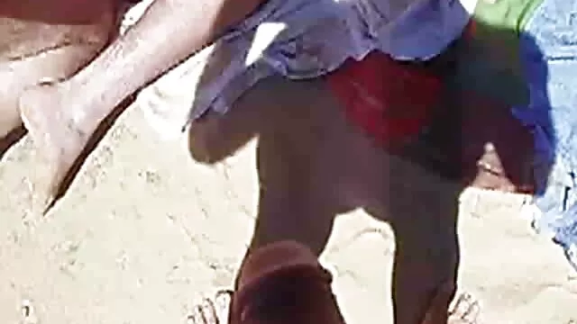 A forma di troie mature italiane amatoriali Cubana Angelina Castro sculacciata da un grosso cazzo duro!