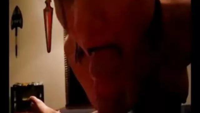 Ceca Jane Classy signore mature amatoriali ha organizzato una gara anale sul cazzo di Pierre Woodman
