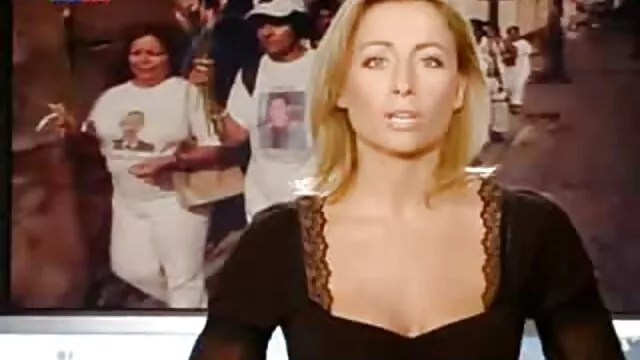 Caldo Bumblebee con tette enormi donne mature italiane amatoriali diteggiatura davanti alla webcam