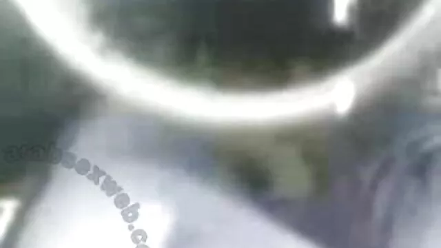 La nonna insegna al nipote mature casalinghe amatoriali a godersi il sesso, si siede sul suo viso e succhia il cazzo